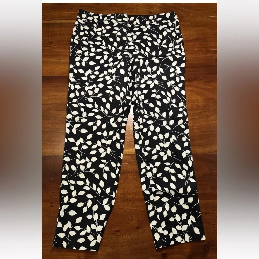 Talbots Cropped Pants - Picture 2 of 6